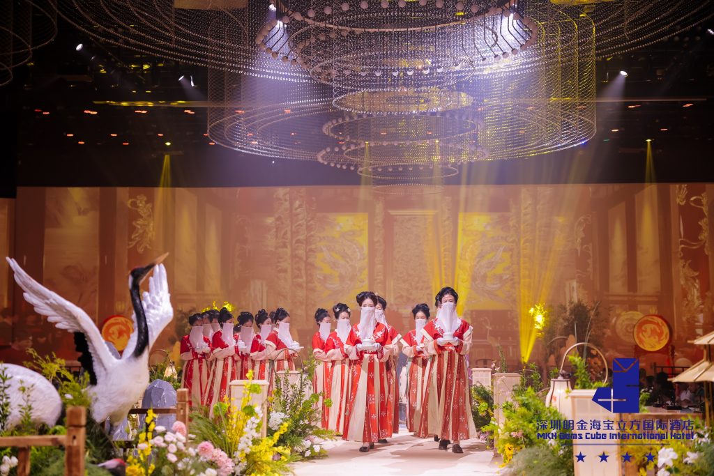宝立方全息光影宴会厅震撼发布 科技赋能开启沉浸式宴会新纪元