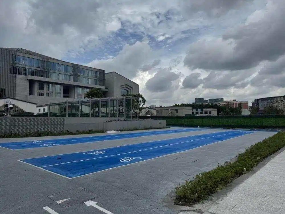 广州地铁双线齐发，7个车站新设非机动车停车场