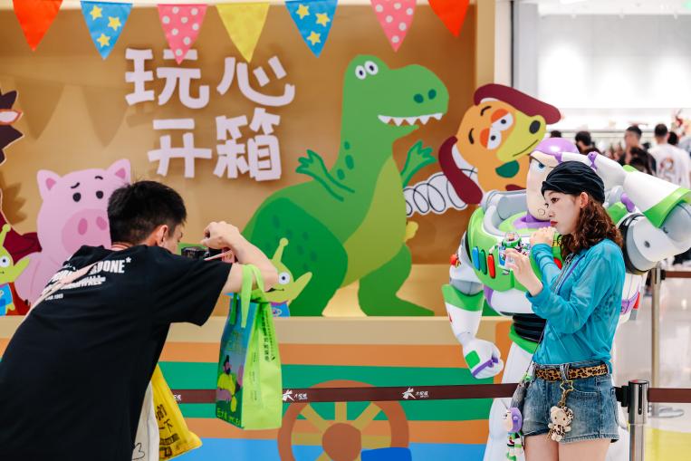 深圳大悦城7.12盛大开业,化身“人海磁场”,首日客流破42万!