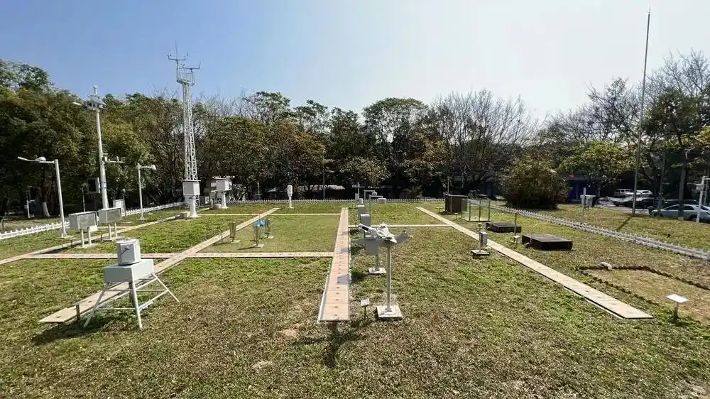 广州有58.8℃高温？原来是这样测出来的→