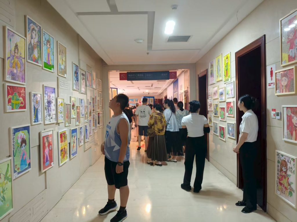 “感恩奋进 双争有我”固安县2025年“天使汇智杯”儿童主题书画展成功举办