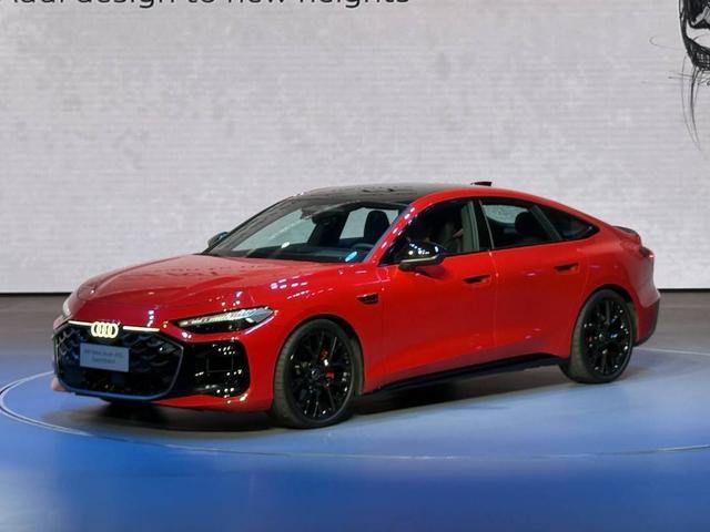 携手华为 全新上汽奥迪 A5L Sportback上演豪华燃油车“复仇者联盟”