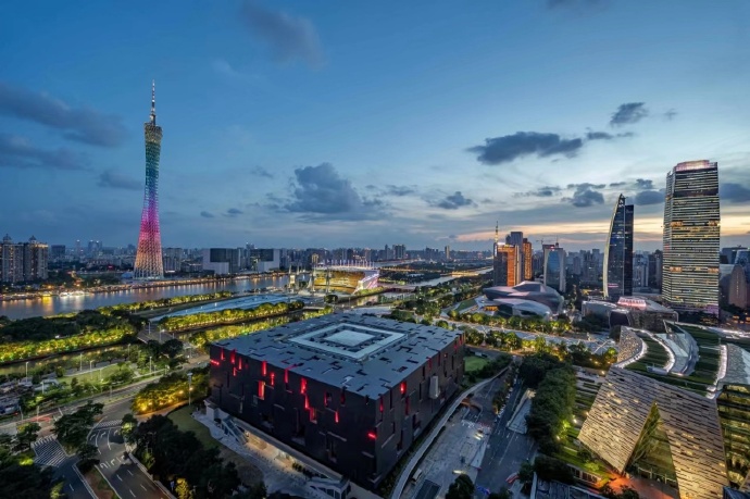 广州各区已升级台风黄色预警 明天全市停课