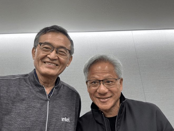 一周AI大事:马斯克打响AI价格战,英伟达50亿美元入股英特尔