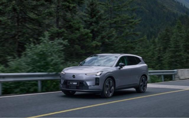 沃尔沃全新XC70正式上市，综合行驶里程可实现超1200公里