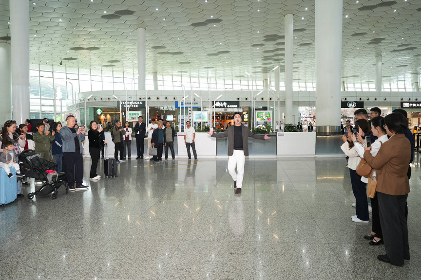 深圳文旅发布全球首张“深圳AI城市旅行卡/Shenzhen AI Travel Pass”:用AI链接世界与深圳