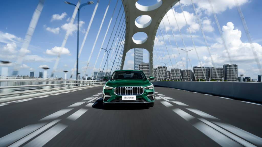 第5代帝豪刷新A级燃油家轿新标准!限时感恩价6.59万元起!