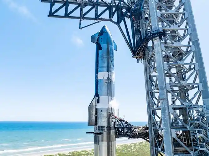 美国空军为SpaceX亮绿灯：星舰能从同一发射台“去火星再回来”
