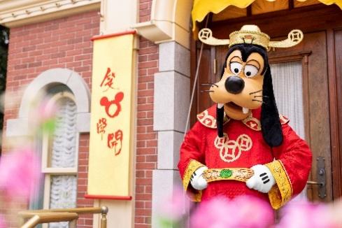 投入香港迪士尼乐园度假区“奇妙年年”马年新春庆祝活动 以度假式团圆自在开启奇妙2026年
