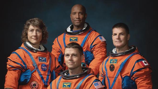 NASA"带病"冲刺月球:除了指望马斯克,美国航天真没招了