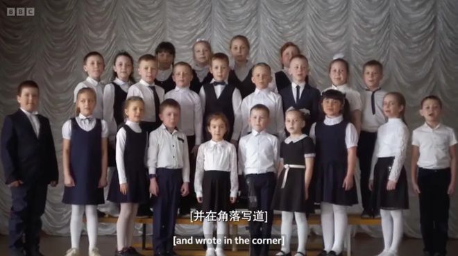 他在俄罗斯偷偷拍了一部电影
