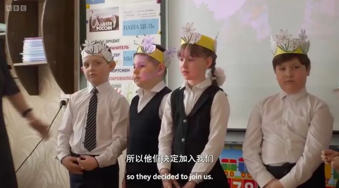 他在俄罗斯偷偷拍了一部电影