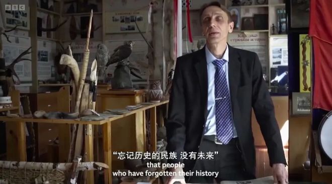 他在俄罗斯偷偷拍了一部电影