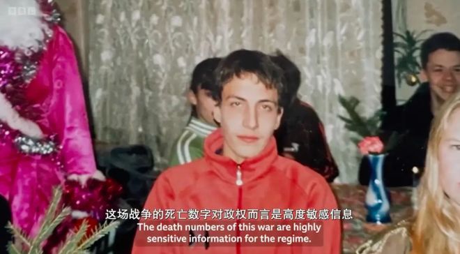 他在俄罗斯偷偷拍了一部电影