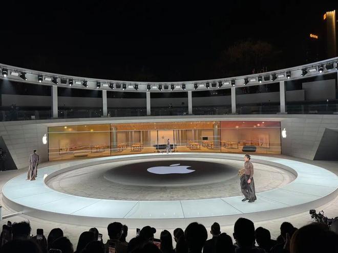 今晚，Apple 50 周年特别活动重磅亮相Apple静安