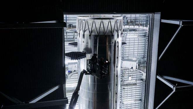 在爆炸声中又迈了一步!星舰V3首秀,拆解马斯克脱胎换骨的“十二飞”
