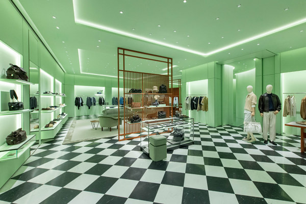 1781165312110389.jpg Prada深圳湾万象城全新精品店璀璨揭幕