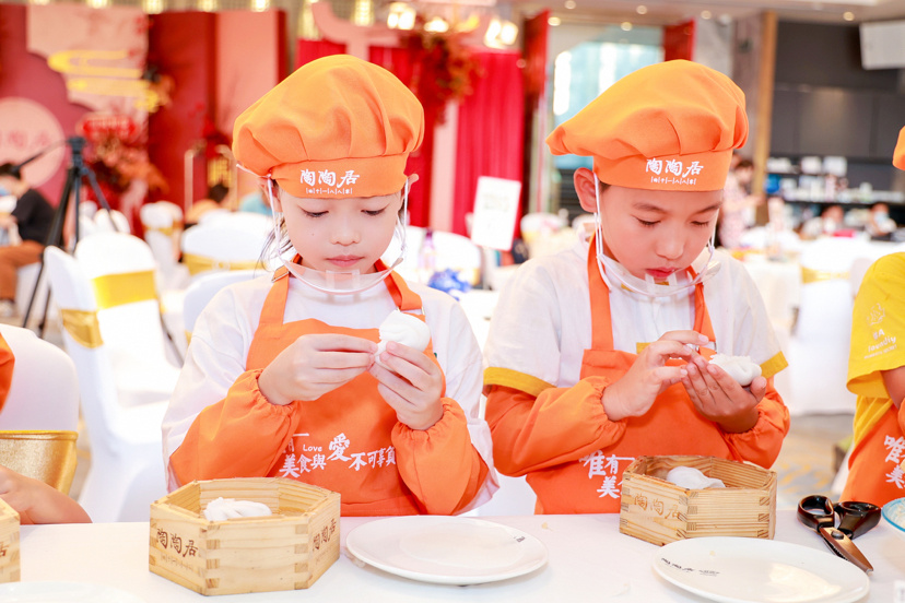 陶陶居成为广式点心制作技艺市级非物质文化遗产保护单位