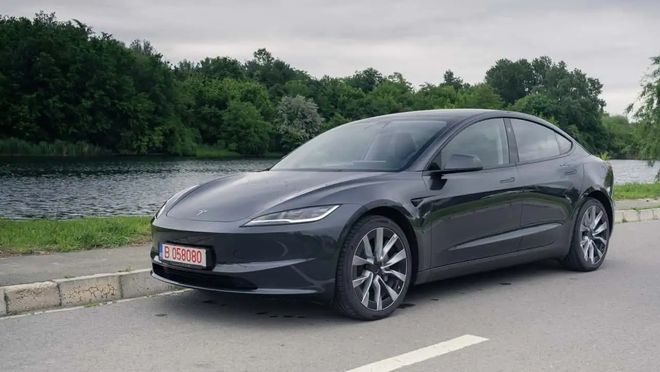 行驶超10万公里后，Model 3宁德时代磷酸铁锂电池衰减表现最优