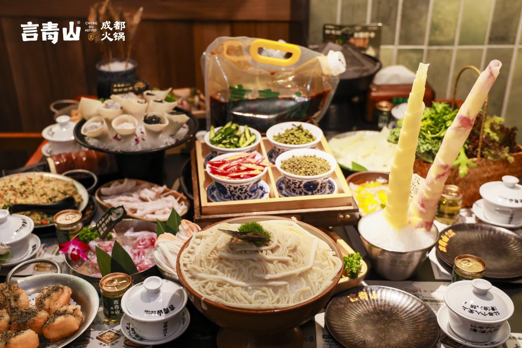 火锅“黑马”炸场深圳!言青山CBD落子,“百城计划”再下一城