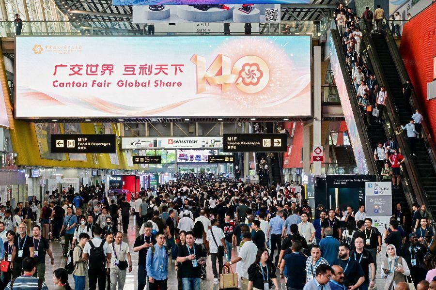 来广交会谈生意，顺便吃个美食？“会展+”经济点燃广州全域消费