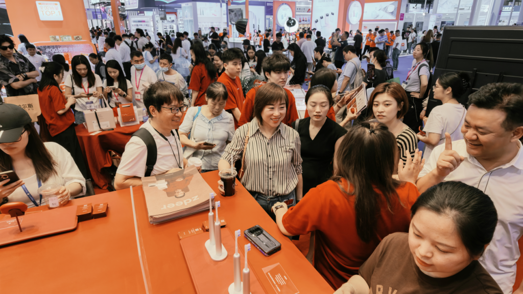 健康礼赠成礼品消费新趋势,zdeer 左点携全矩阵产品亮相深圳礼品展
